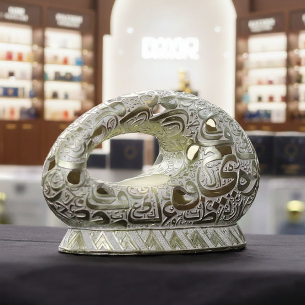 Sara's Calligraphy: Golden Script Mabkhara